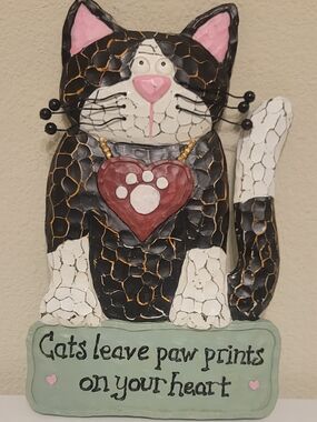 GANZ Black & White Cat Wall Plaque with Pink Accents and Red Heart